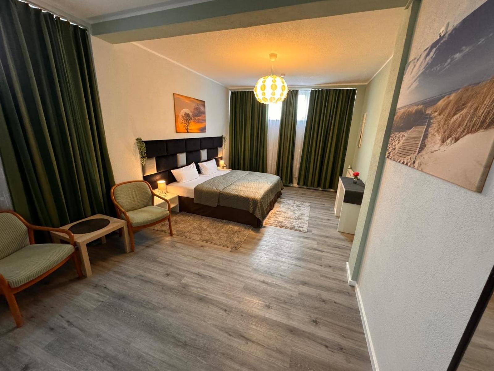 F-F Haus Monteuren Unterkunft Neuhausen auf den Fildern Exterior foto