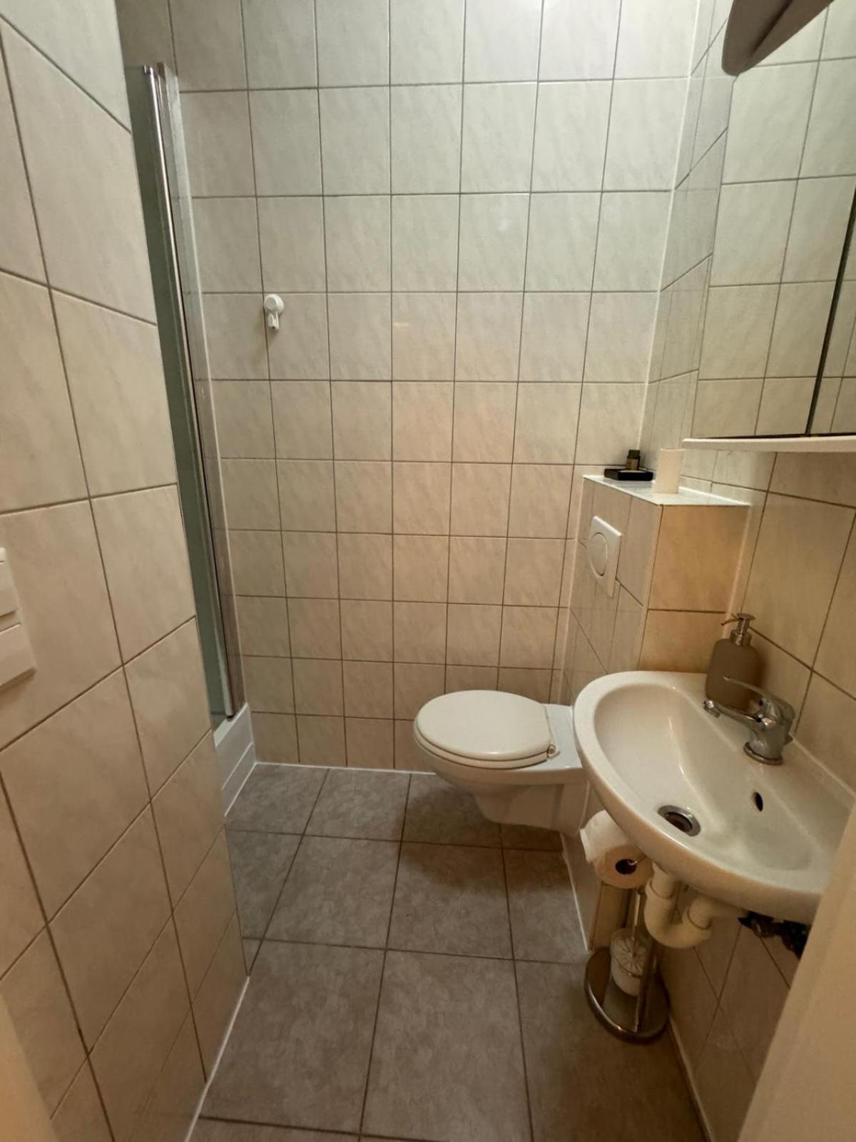F-F Haus Monteuren Unterkunft Neuhausen auf den Fildern Exterior foto